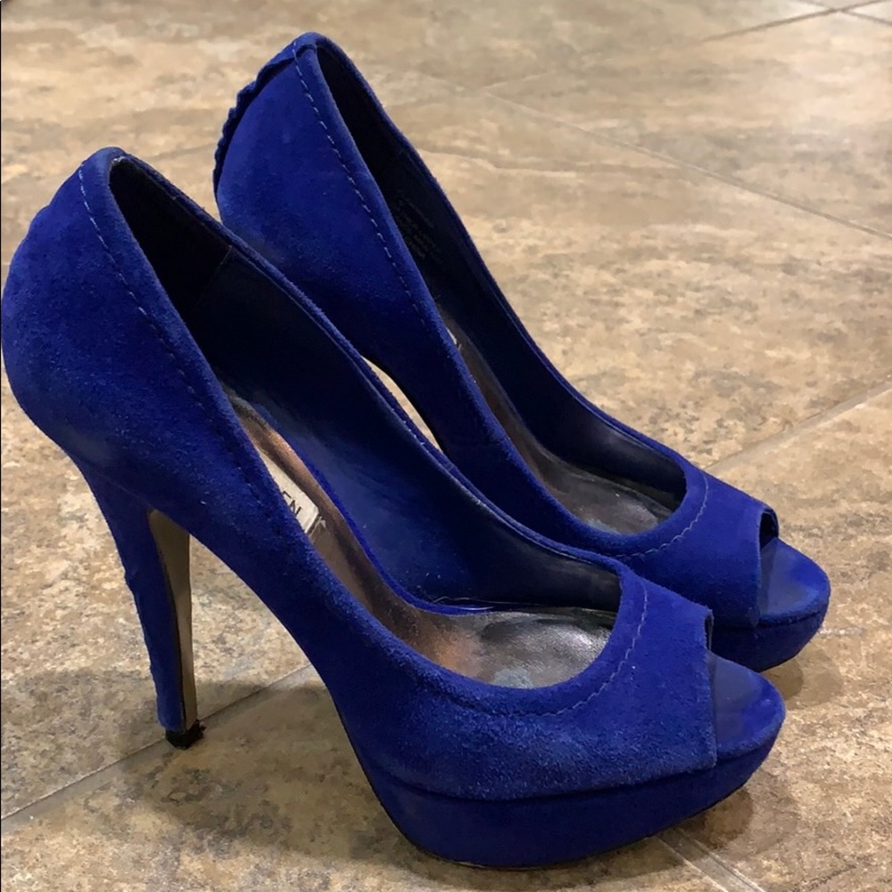 Steve Madden Blue Suede Platform Peep Toe